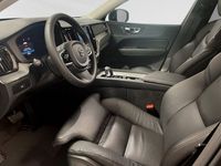 begagnad Volvo XC60 B4 Diesel Plus Dark 2023, SUV