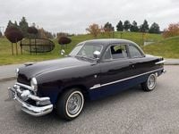 Begagnad Ford Deluxe 116 HK (85 kW) 1951 Mörkröd Sportkupé