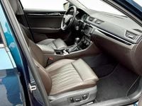 Begagnad Skoda Superb LAURIN & KLEMENT 280 HK (205 kW) 2016 Blå Kombi