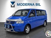 Begagnad VW Caravelle Comfortline 174 HK (127 kW) 2006 Blå Minibuss