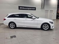 Begagnad Mercedes C220 Avantgarde 194 HK (142 kW) 2019 Vit