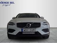 Begagnad Volvo V60 CC 200 HK (147 kW) 2022 Vit Kombi
