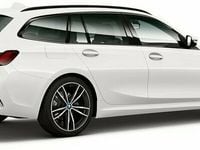 Begagnad BMW 330e M Sport 292 HK (214 kW) 2021 Vit Kombi