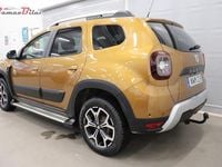 Begagnad Dacia Duster 125 HK (91 kW) 2018 Gul SUV