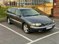 begagnad Volvo V70 2.5T 210HK SPORTLINE DRAGK NYKAMREM *HEMLEVERANS*