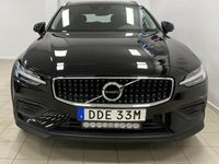 begagnad Volvo V60 CC B4 AWD D Adv NaviP Edt 2022, Kombi