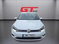 Begagnad VW Golf VII 131 HK (96 kW) 2019 Vit Halvkombi