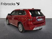 Begagnad Mitsubishi Outlander 224 HK (164 kW) 2018 Röd SUV