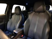 Begagnad Peugeot e-2008 GT 100 kW (137 HK) 2022 Svart SUV