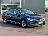 begagnad VW Passat 2.0 TDI R-Line 4Motion Taklucka Navigation