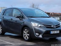 Begagnad Toyota Verso 150 HK (110 kW) 2014 Mörkgrå Minibuss