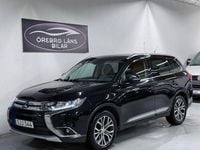 Begagnad Mitsubishi Outlander 150 HK (110 kW) 2016 Svart SUV