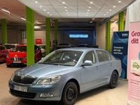 Begagnad Skoda Octavia Elegance 160 HK (117 kW) 2011 Blå