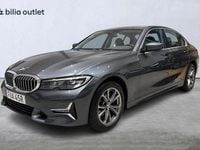 Begagnad BMW 320 Luxury Line 190 HK (139 kW) 2019 Grå Sedan
