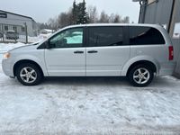 begagnad Chrysler Grand Voyager 3.8 V6 AUTOMAT/7- SITSIG/DRAGKROK/SOV