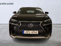 begagnad Lexus NX300h AWD 2.5 AWD E-CVT F Sport Backkamera Dragkrok