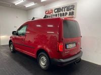 Begagnad VW Caddy 110 HK (80 kW) 2016 Röd Minibuss