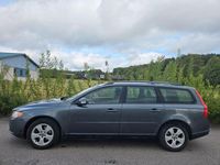 Begagnad Volvo V70 146 HK (107 kW) 2009 Gråmetallic Kombi