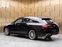 Begagnad Mercedes CLA250 Shooting Brake AMG line 218 HK (160 kW) 2023 Svart Kombi