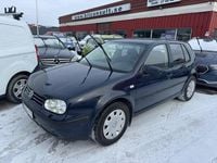 Begagnad VW Golf IV 102 HK (75 kW) 2001 Blå solid