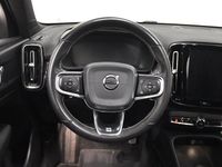 Begagnad Volvo XC40 R-Design 163 HK (119 kW) 2020 Svart SUV