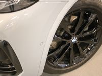 begagnad BMW X3 xDrive 20d M sport Drag Värmare HiFi Comf access