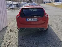 begagnad Volvo V60 D4 AWD Geartronic Momentum, R-Design Euro 5