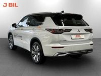 Begagnad Mitsubishi Outlander P-HEV Instyle 136 HK (100 kW) 2025 Vit SUV