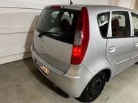 begagnad Mitsubishi Colt 1.3 MPI Automat Nybesiktigad 2005, Halvkombi