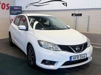 Begagnad Nissan Pulsar 116 HK (85 kW) 2016 Vit Halvkombi
