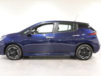 Begagnad Nissan Leaf Acenta 110 kW (150 HK) 2022 Blå metallic Halvkombi