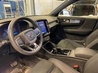 Begagnad Volvo XC40 Single Motor 175 kW (238 HK) 2023 Grå SUV