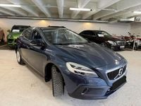 Begagnad Volvo V40 CC Momentum 150 HK (110 kW) 2017 Blå Kombi