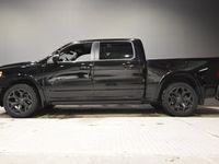 begagnad Dodge Ram CREW CAB 5.7 HEMI 395 HK LIMITED BLACK APPERANCE