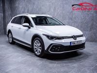 Begagnad VW Golf Alltrack 190 HK (139 kW) 2022 Vit Kombi