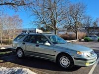 Begagnad Saab 9-5 185 HK (136 kW) 2001 Sunny green Kombi
