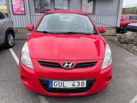 Begagnad Hyundai i20 Select 78 HK (57 kW) 2012 Röd Halvkombi