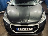 begagnad Peugeot 208 Nyservad/nyskattad