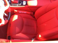 Begagnad Mercedes SL500 390 HK (286 kW) 2008 Vit med rött alcantarra skinn Cab