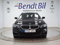 begagnad BMW 330e xDrive Touring M Sport / HiFi / Drag/ 1 ägare/6,95%