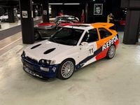 Begagnad Ford Escort RS 220 HK (161 kW) 1995 Flerfärgad Halvkombi
