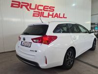 begagnad Toyota Auris Hybrid Auris