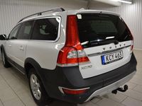 Begagnad Volvo XC70 Momentum 181 HK (133 kW) 2016 Vit Kombi