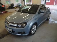 Begagnad Opel Tigra 126 HK (92 kW) 2005 Blå Cab