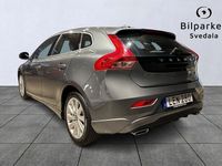 begagnad Volvo V40 D2 Momentum Blis, Navigation, City Safety 2, 120hk