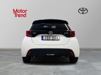 begagnad Toyota Yaris Hybrid 1,5 ActivePlus Vinterhjul