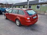 begagnad Skoda Octavia Kombi 1.6 TDI 4x4 Drivers Edition Euro 5