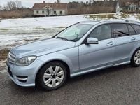 Begagnad Mercedes C180 156 HK (114 kW) 2013 Ljust gråblå
