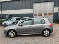 begagnad VW Golf 5-dörrar 1.6 TDI Design Style P-Värmare Lågm