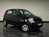 Begagnad Kia Picanto EX 61 HK (44 kW) 2007 Svart Halvkombi